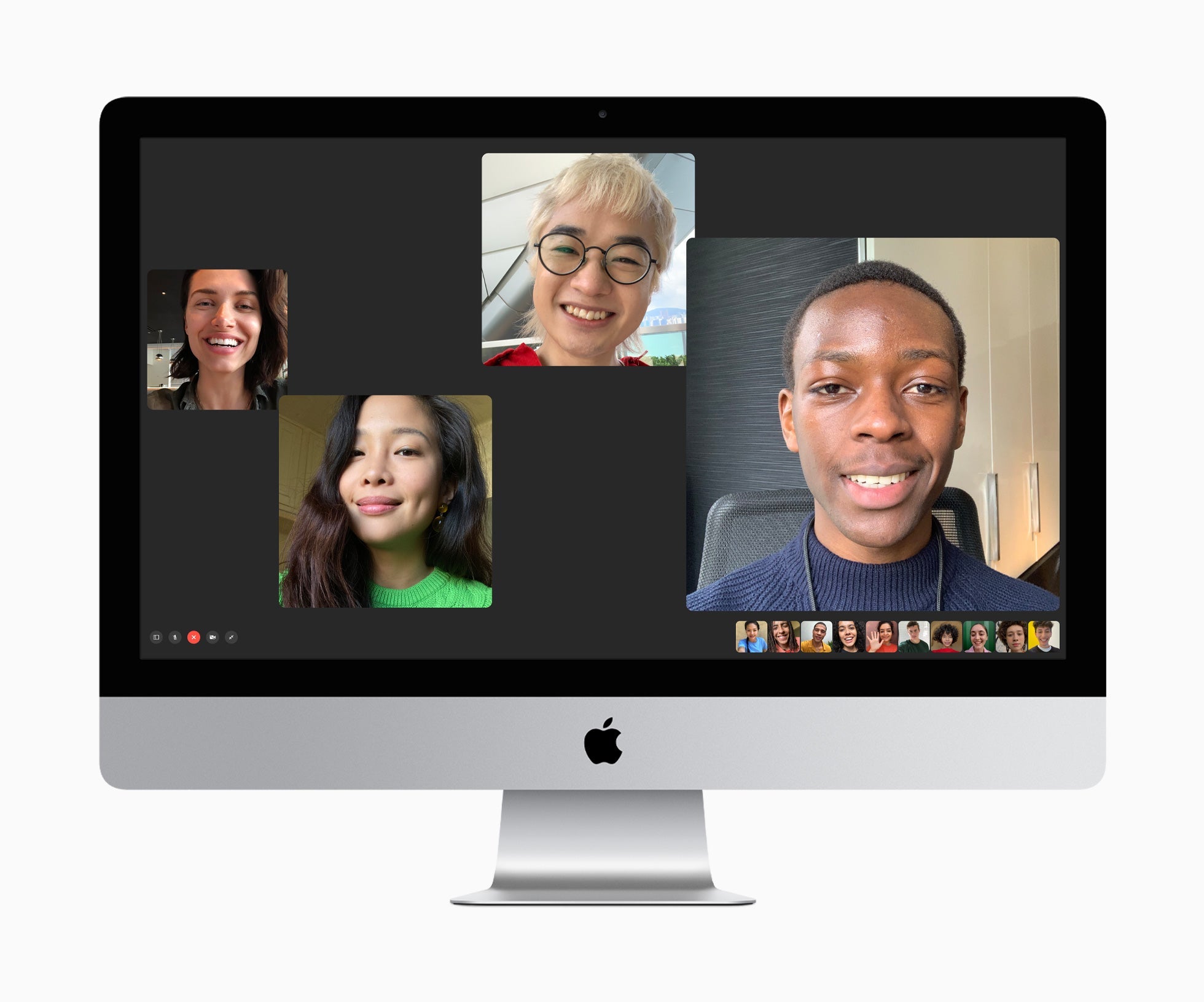 iMac 27-inch 6-Core i5 16GB/2TB on a group FaceTime call with the 1080p camera